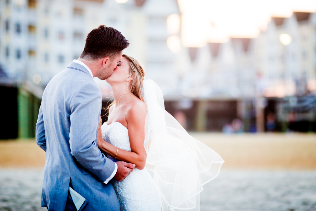 McLoone's Pier House wedding photos